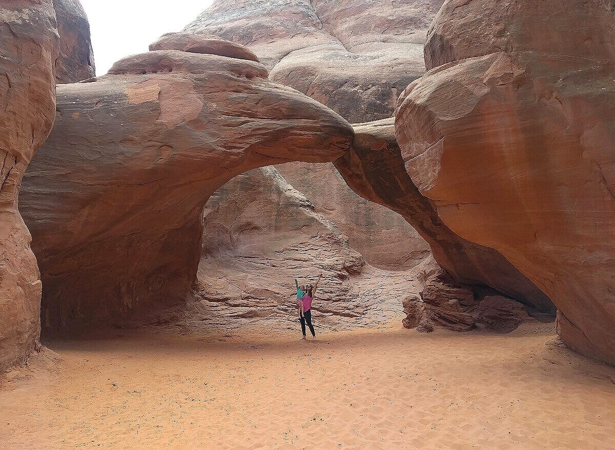Sand Dune Arch with kids in Moab Utah