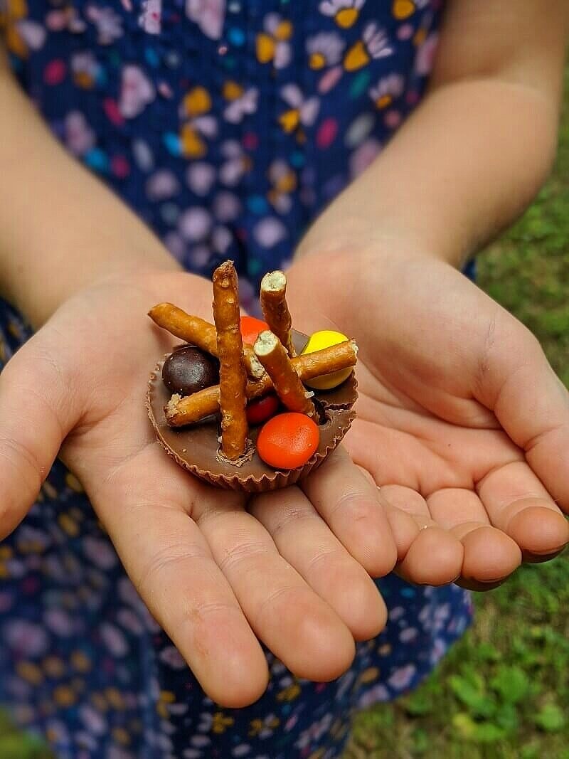 Mini campfires made from candy are a fun camping dessert for kids.
