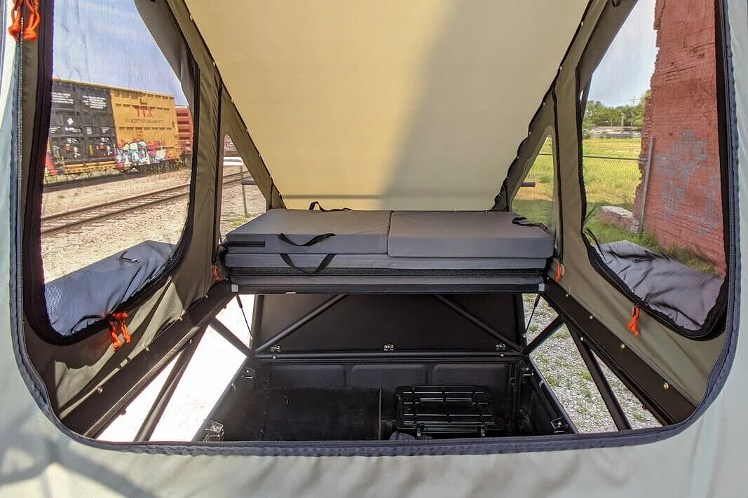 Upgrading to a Wedge Camper? 5 Reasons to Go with Go Fast Campers
