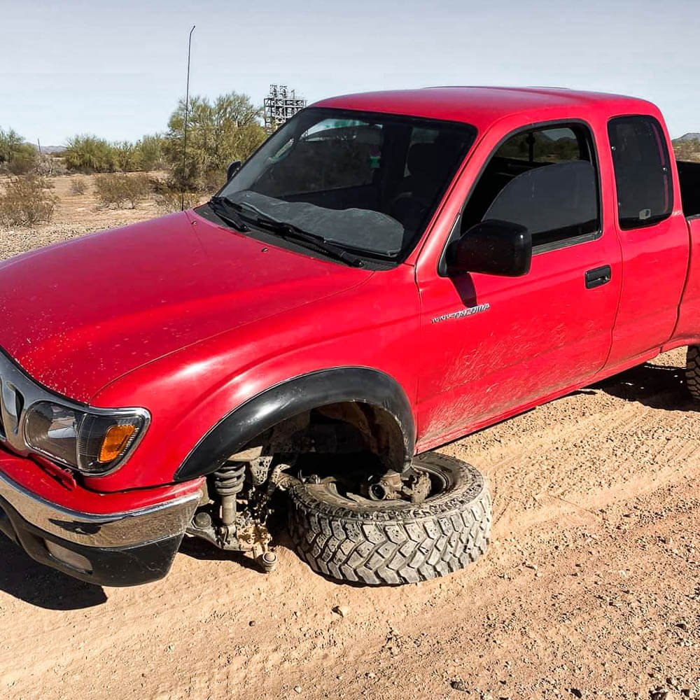 tacoma-lower-ball-joint-failure-off-road-solution.jpg