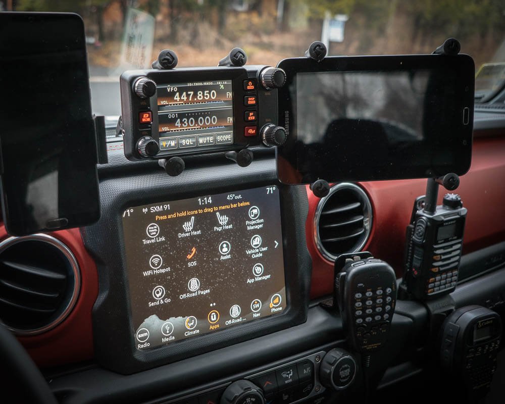 Overlanding Off Road Radios and Emergency Communication Devices