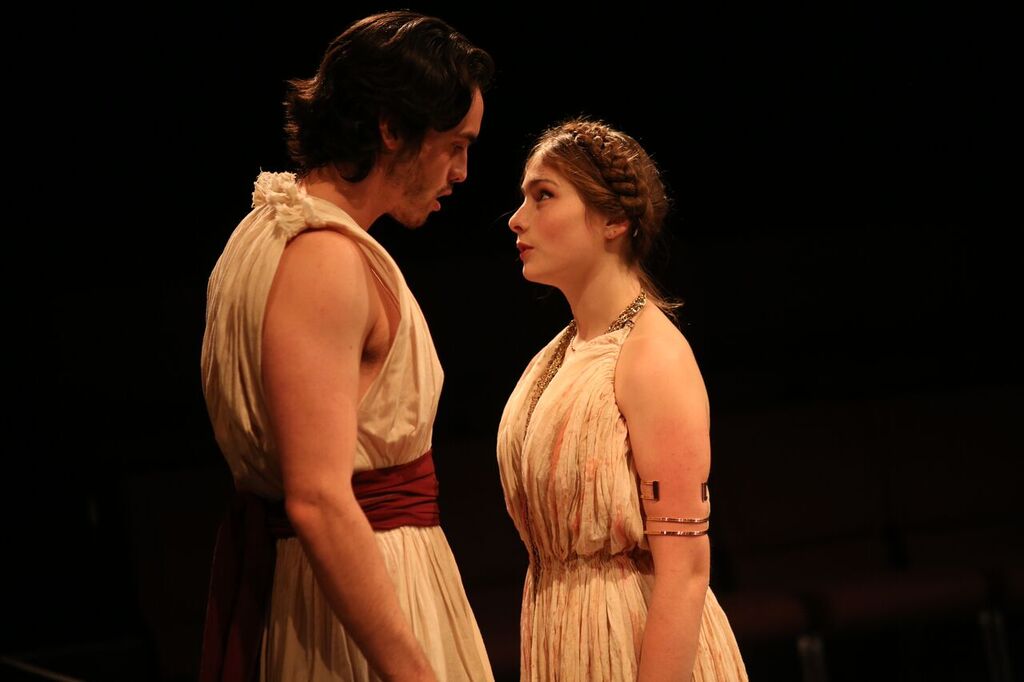 20171109-medea-403_preview.jpg