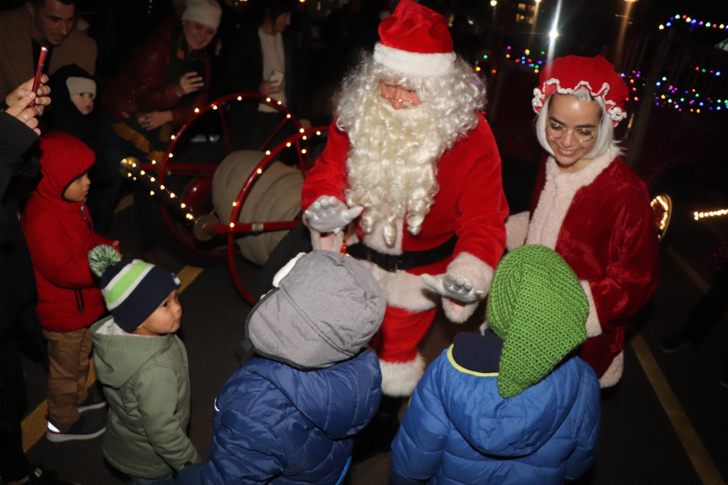 Santa & Mrs Claus 2.JPG