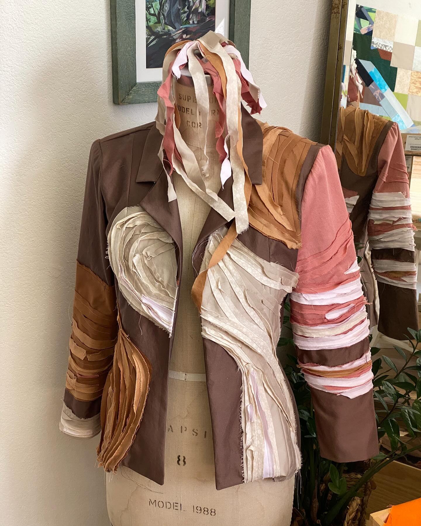 Art Bias artist Liz Broekhuyse is an artist and designer creating upcycled textile works such as her current project, the &ldquo;migration jacket,&rsquo; which is made out of upcycled bed sheets. 

This design is inspired by the parallel stories of L