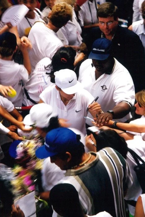 Bonnie MacKinnon - Monica Seles In a Swirl of Triumph