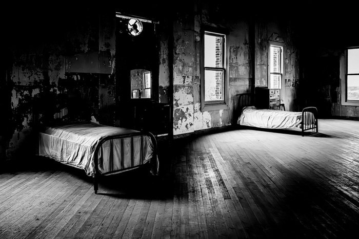 Stephanie Romanowski - The Architecture of Stolen Youth