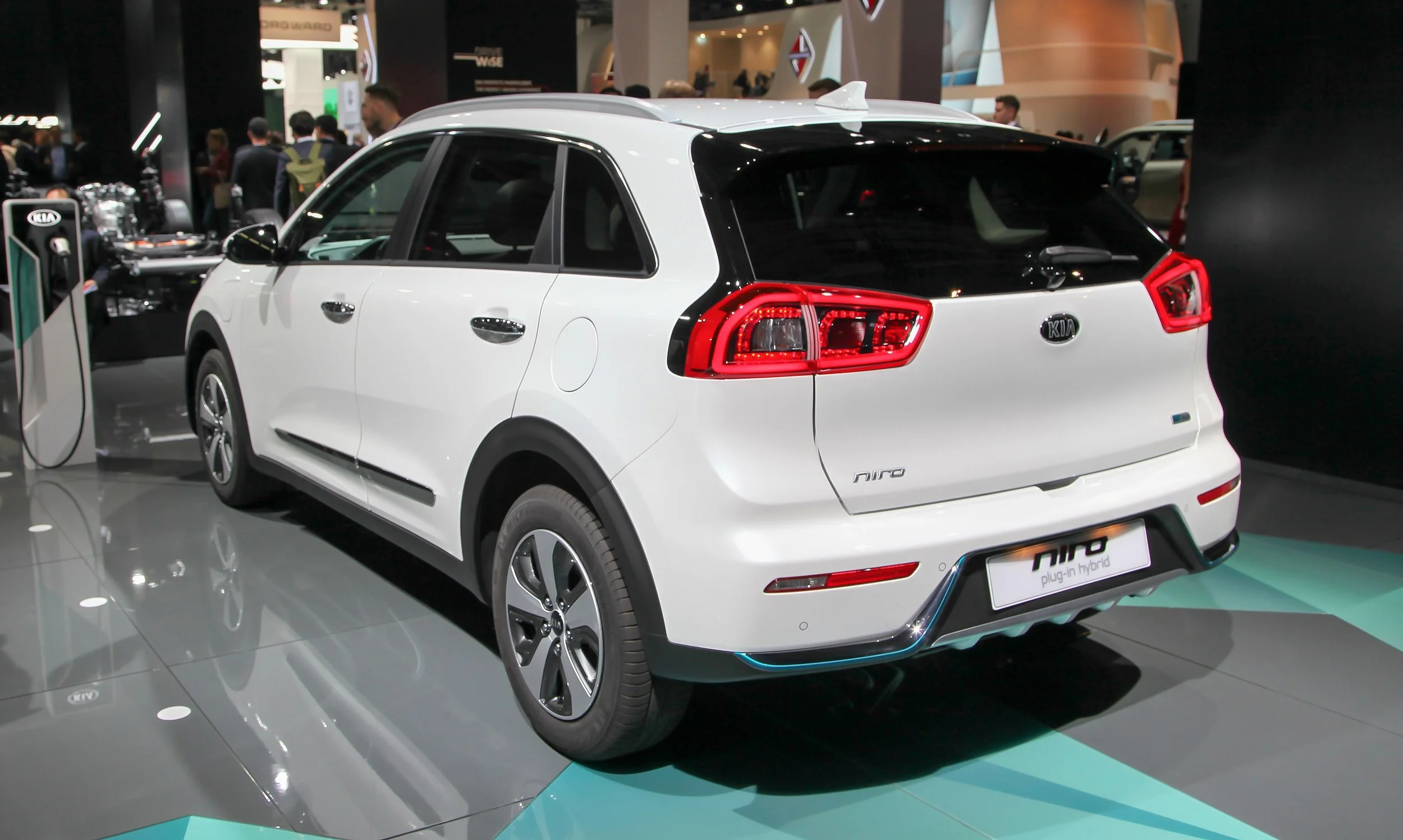 Kia Niro Plug-In Hybrid.jpeg