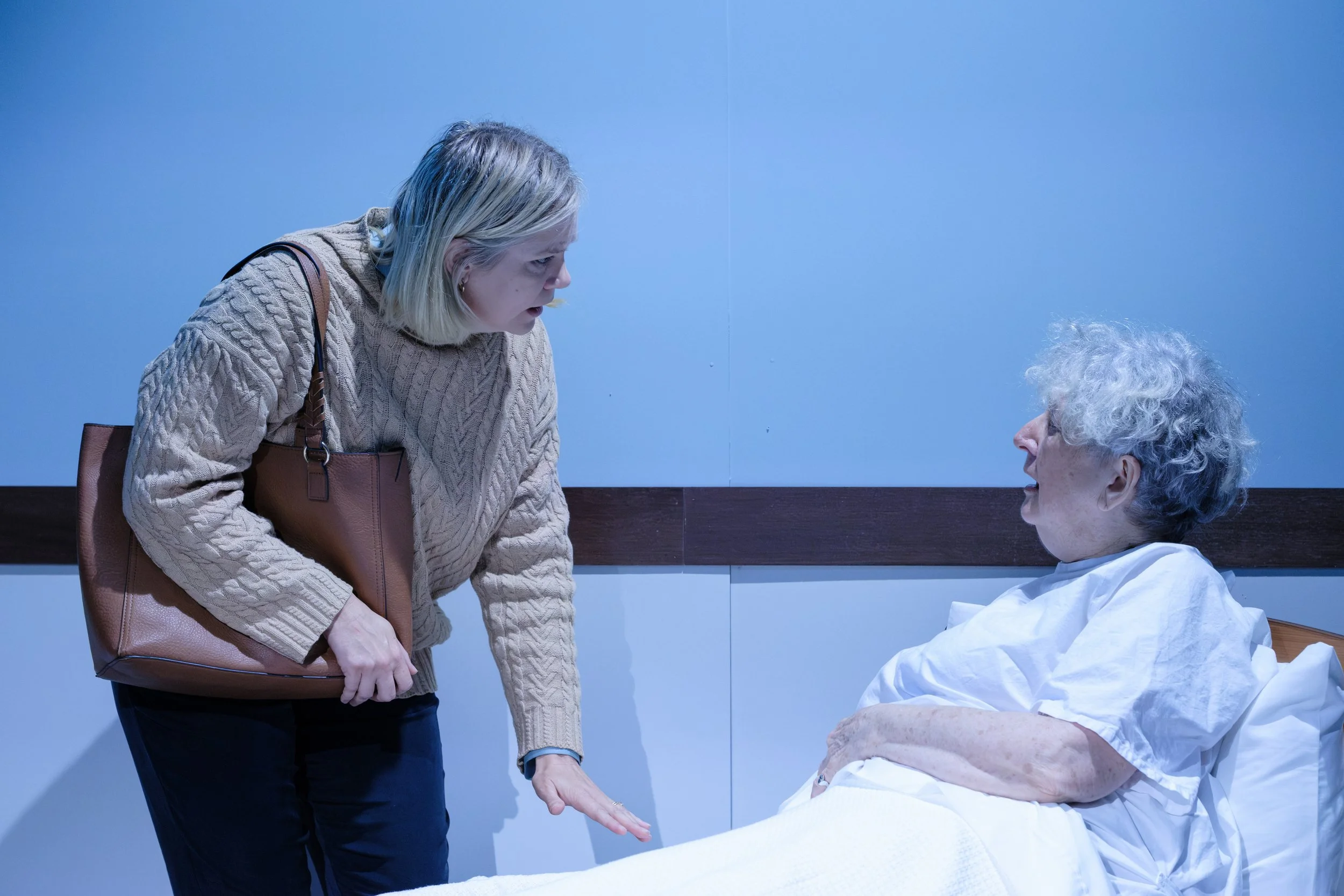 4694 MT26EF 2490 © Robert Catto.jpeg