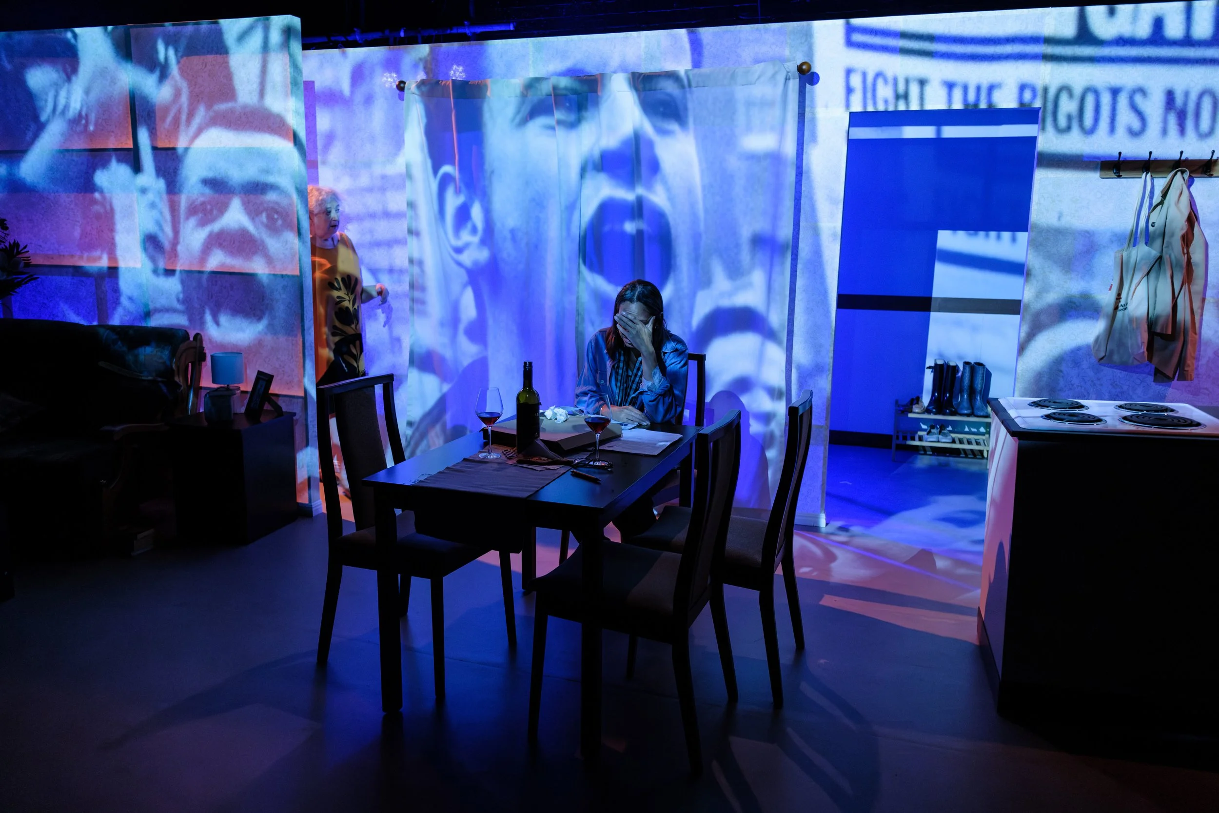 1449 MT26EF 0757 © Robert Catto.jpeg