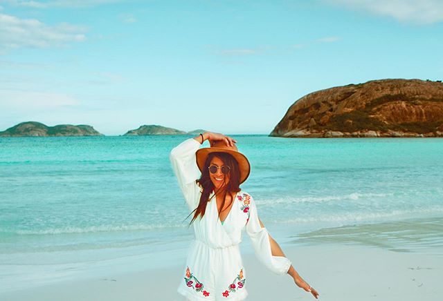 This month marks Roaming Naomi&rsquo;s ONE YEAR ANNIVERSARY!!!!🥳🎉
⋆
I actually started my website &amp; this travel page last year on my own birthday.🎈It was a gift from Alec and exactly what I wanted!🥰
⋆
I initially began roamingnaomi.com in an 