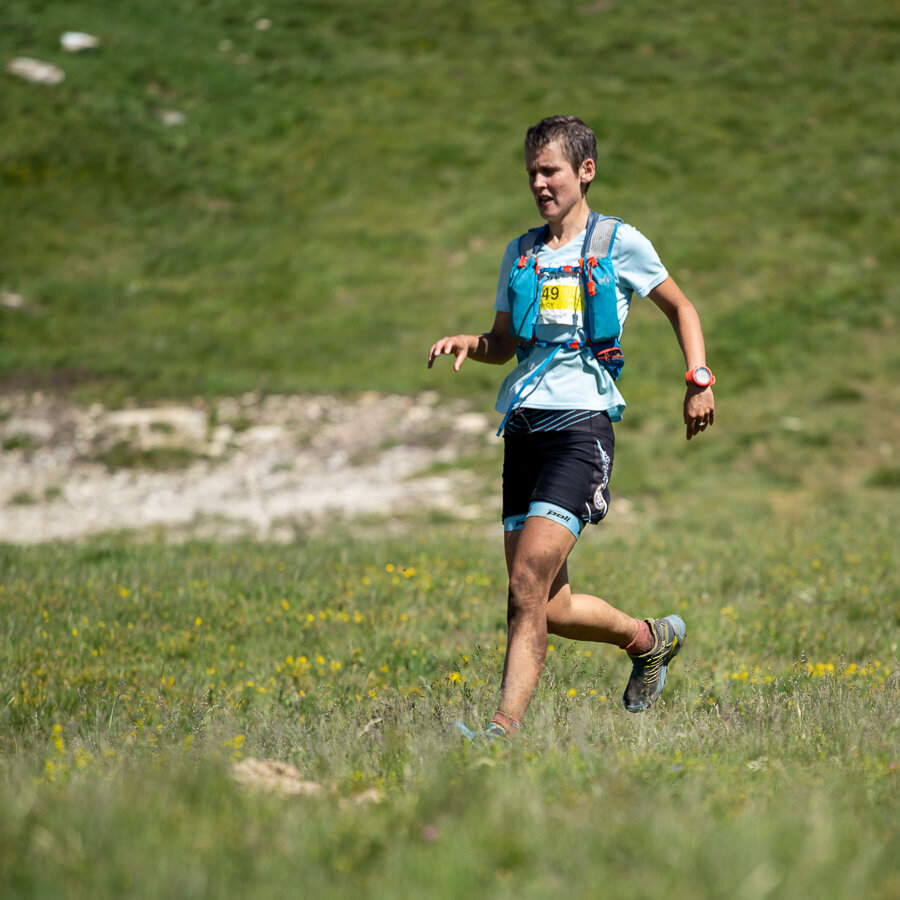 Clare on the descent during the Trail Font Romeu race 2019