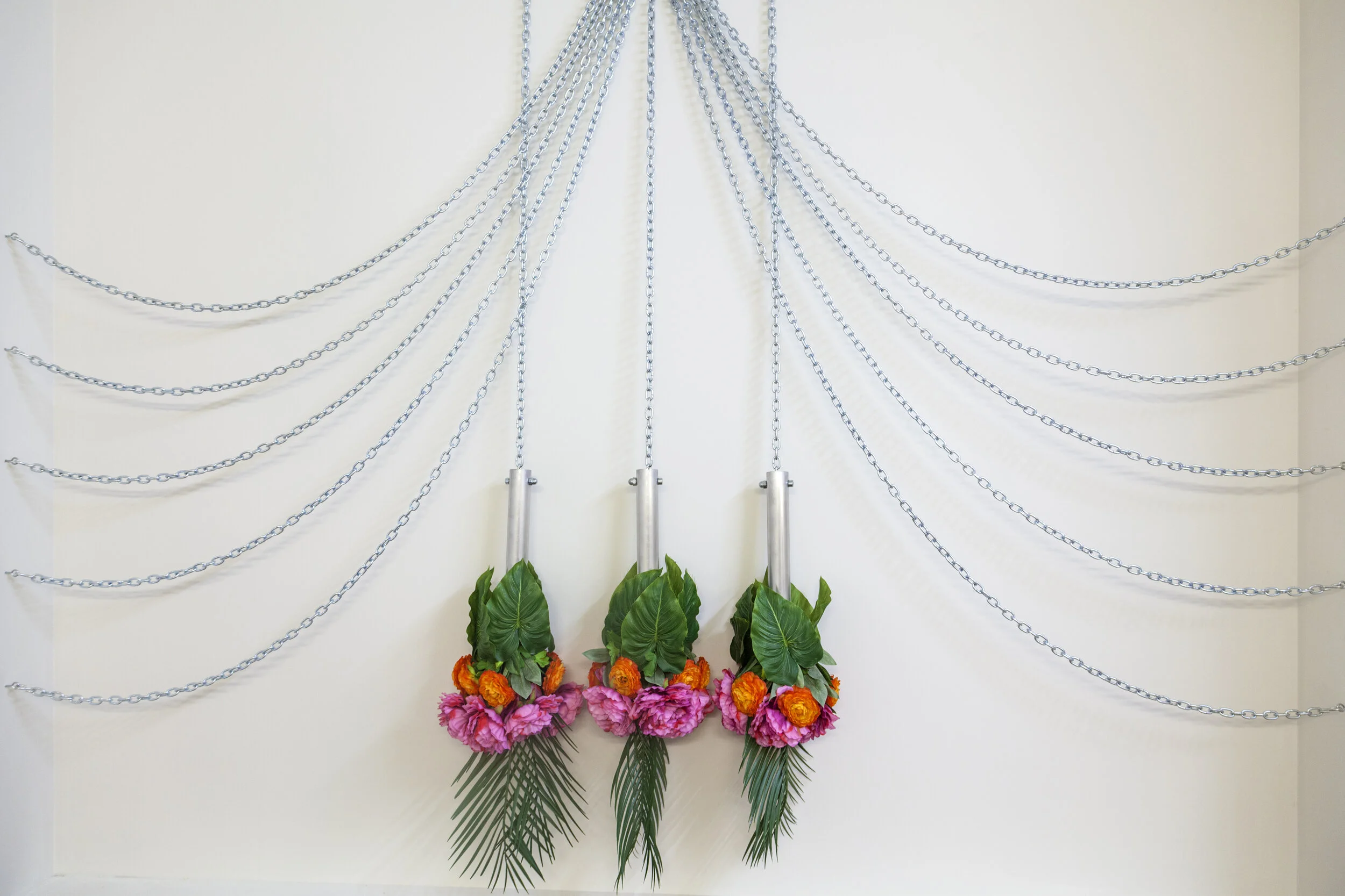 Chains, Curtain, Fountain. 2018