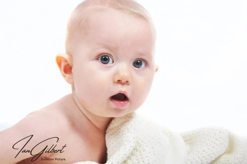 Emotion+Picture+Photography+newborn+studio+sitting.jpg.webp