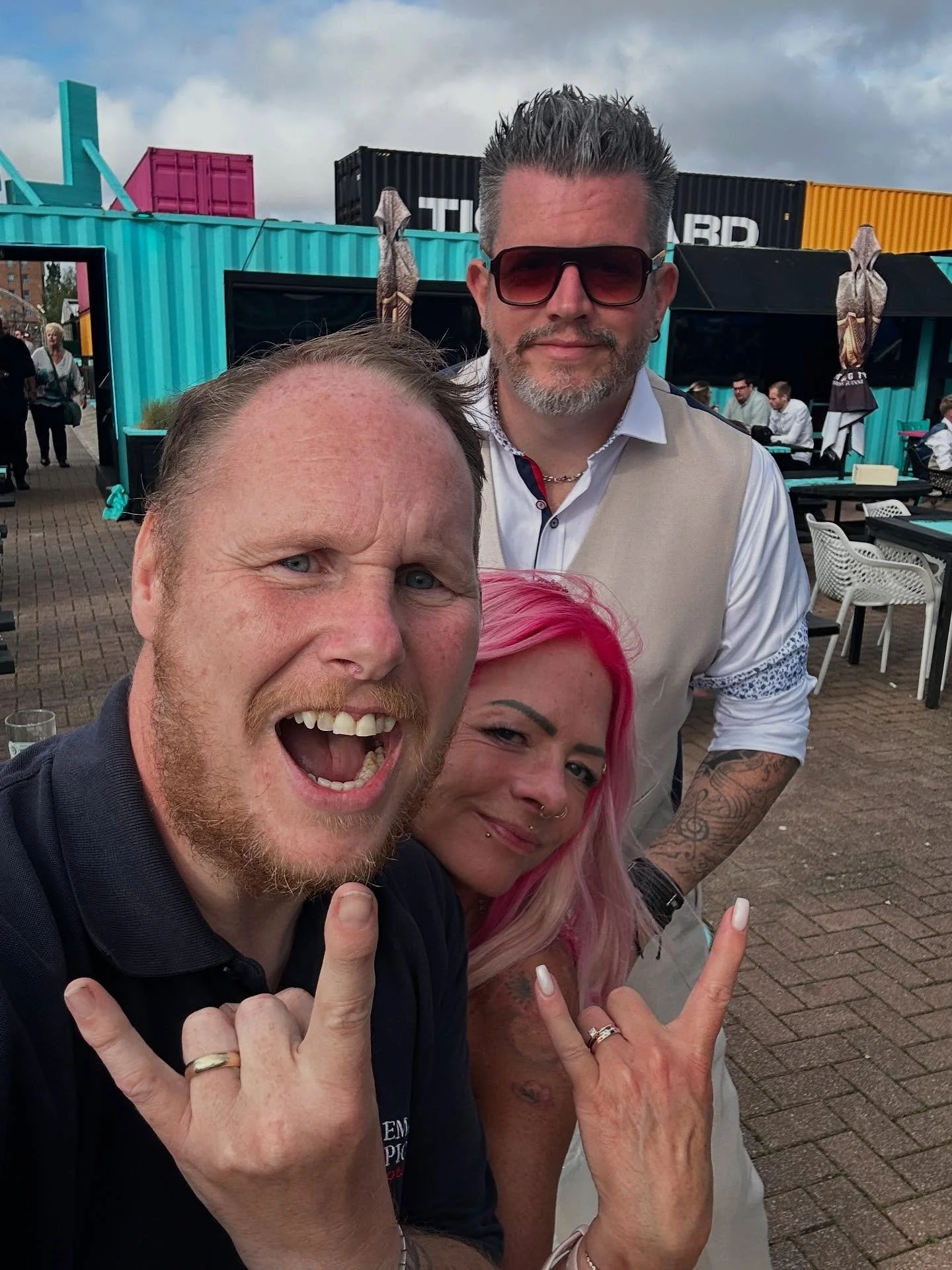Weddings like this really do ROCK!