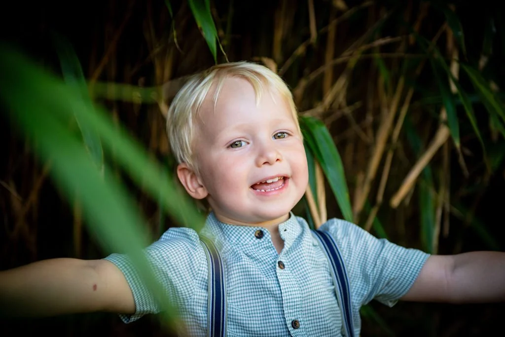 Relaxed, award-winning ALN family photoshoot in South Wales with a qualified additional needs photographer