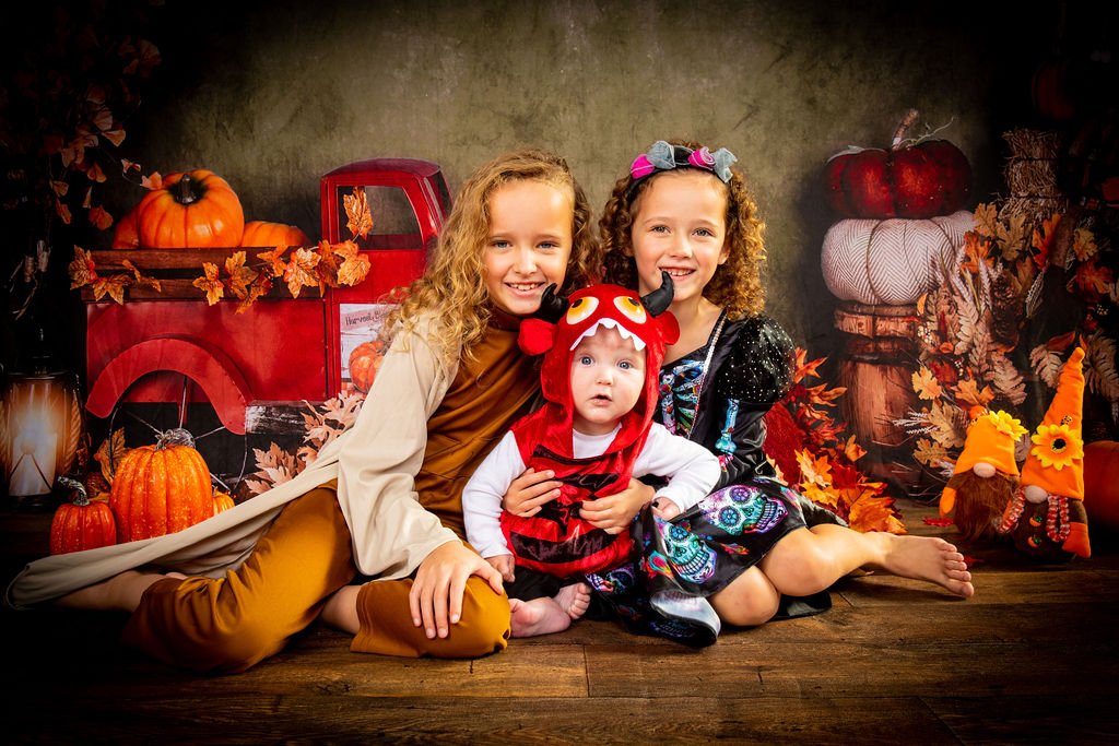 Autumn mini shoots in South Wales. £35 golden hour family portraits by Emotion Picture Photography