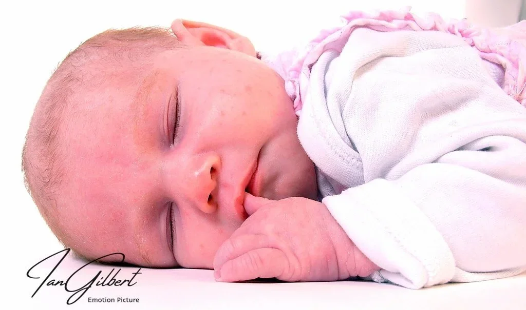 Emotion+Picture+Photography+newborn+closeup.jpg.webp