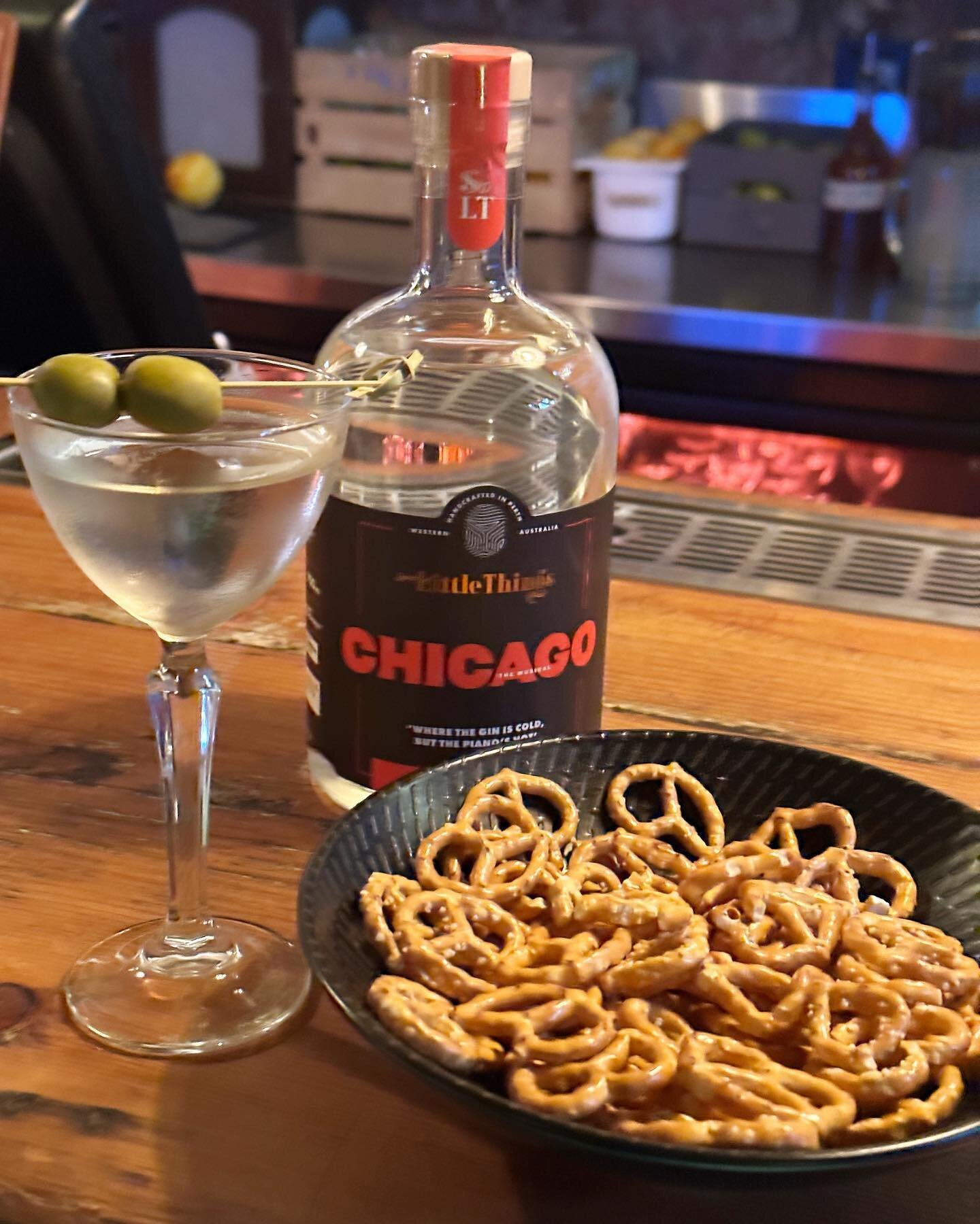 It&rsquo;s the last weekend to see the sensational @chicagoinau in Perth. 

Grab a Chicago inspired cocktail made with @littlethingsgin x CHICAGO gin &lsquo;ALL THAT JAZZ&rsquo; (&amp; 🥨) at Varnish on King and Hadiqa before the show. We love the Fo