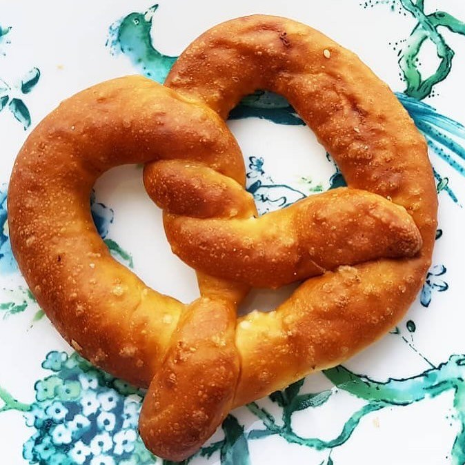 Happy International Pretzel Day all! 🥨🧡🥨

#inpretzelswetrust #teampretzel #PretzelComms #pretzel #ImternationalPretzelDay