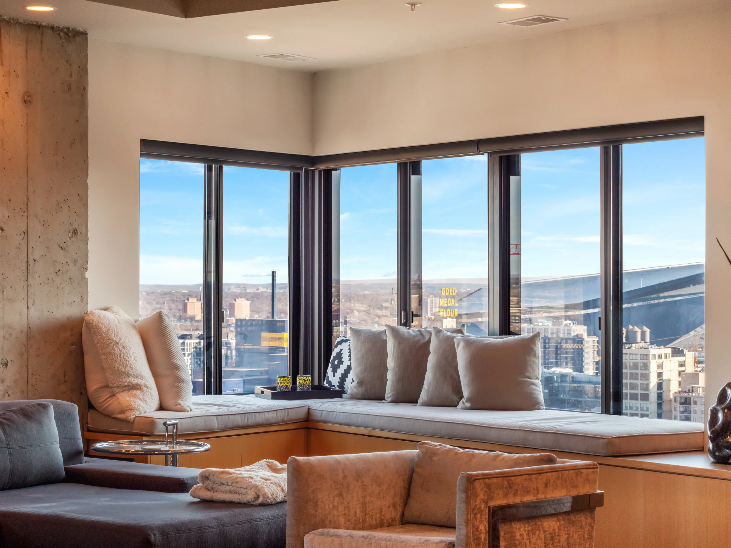 110 Bank St #2401-MLS-0001.jpg