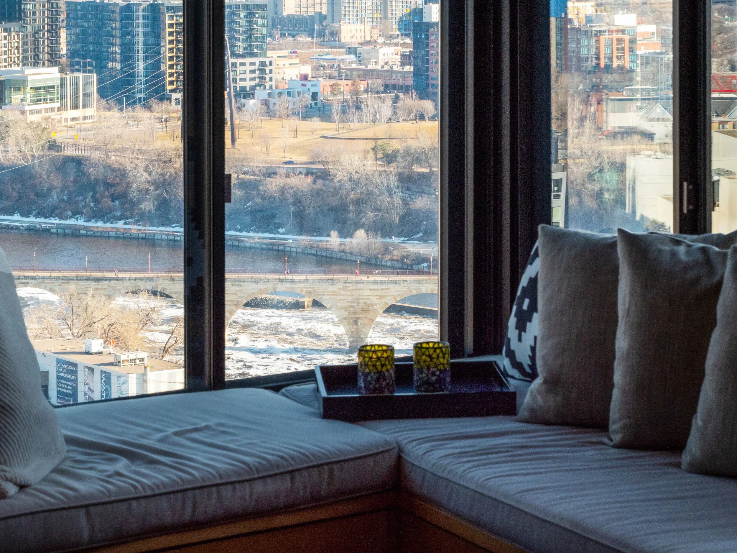 110 Bank St #2401-MLS-0003.jpg