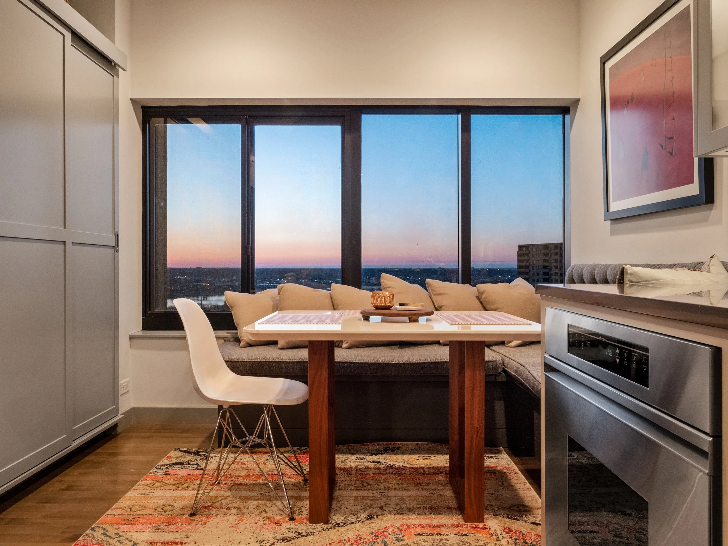 110 Bank St #2401-MLS-0050.jpg
