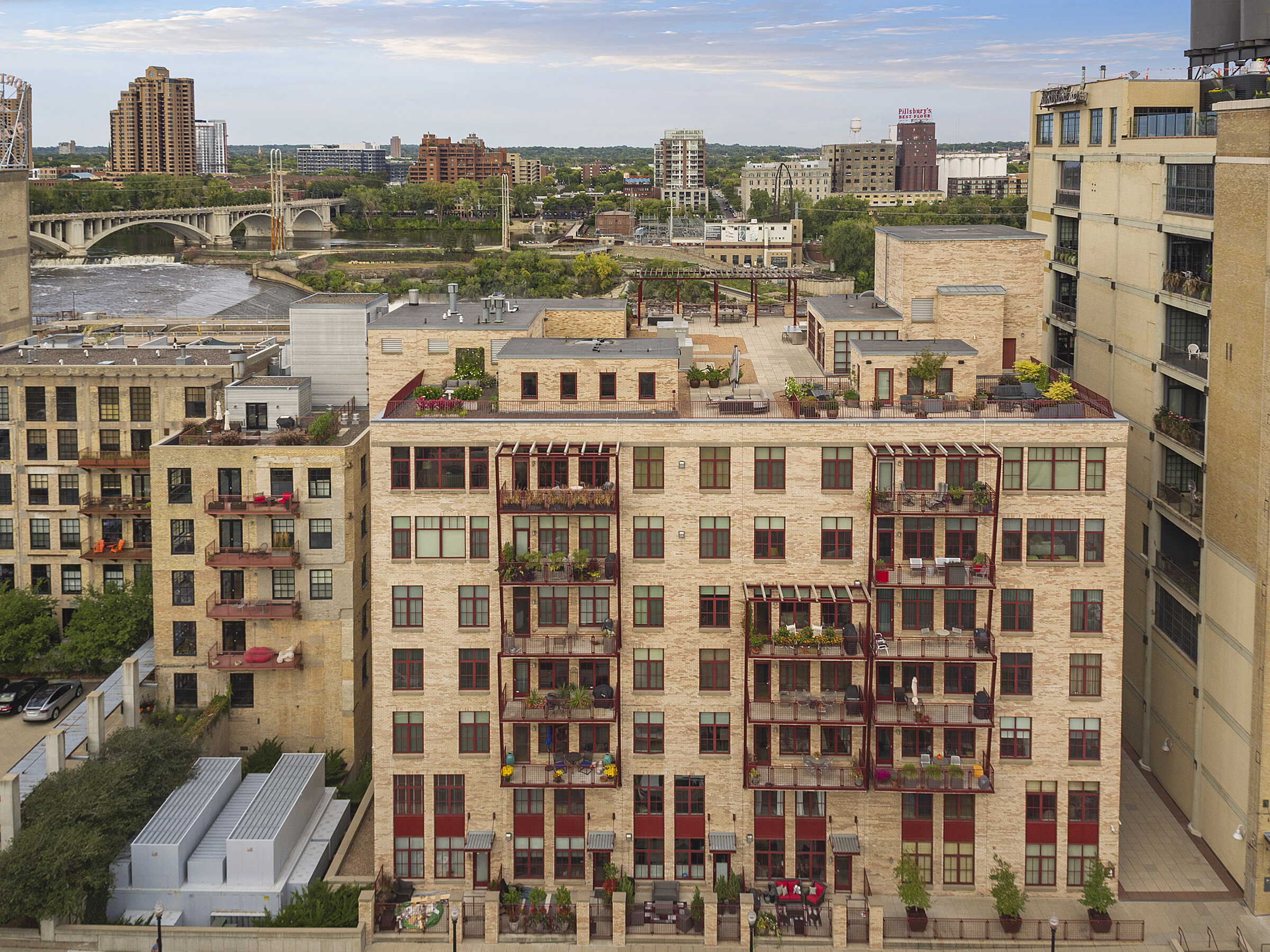 600 2nd St-aerial-ext.jpg