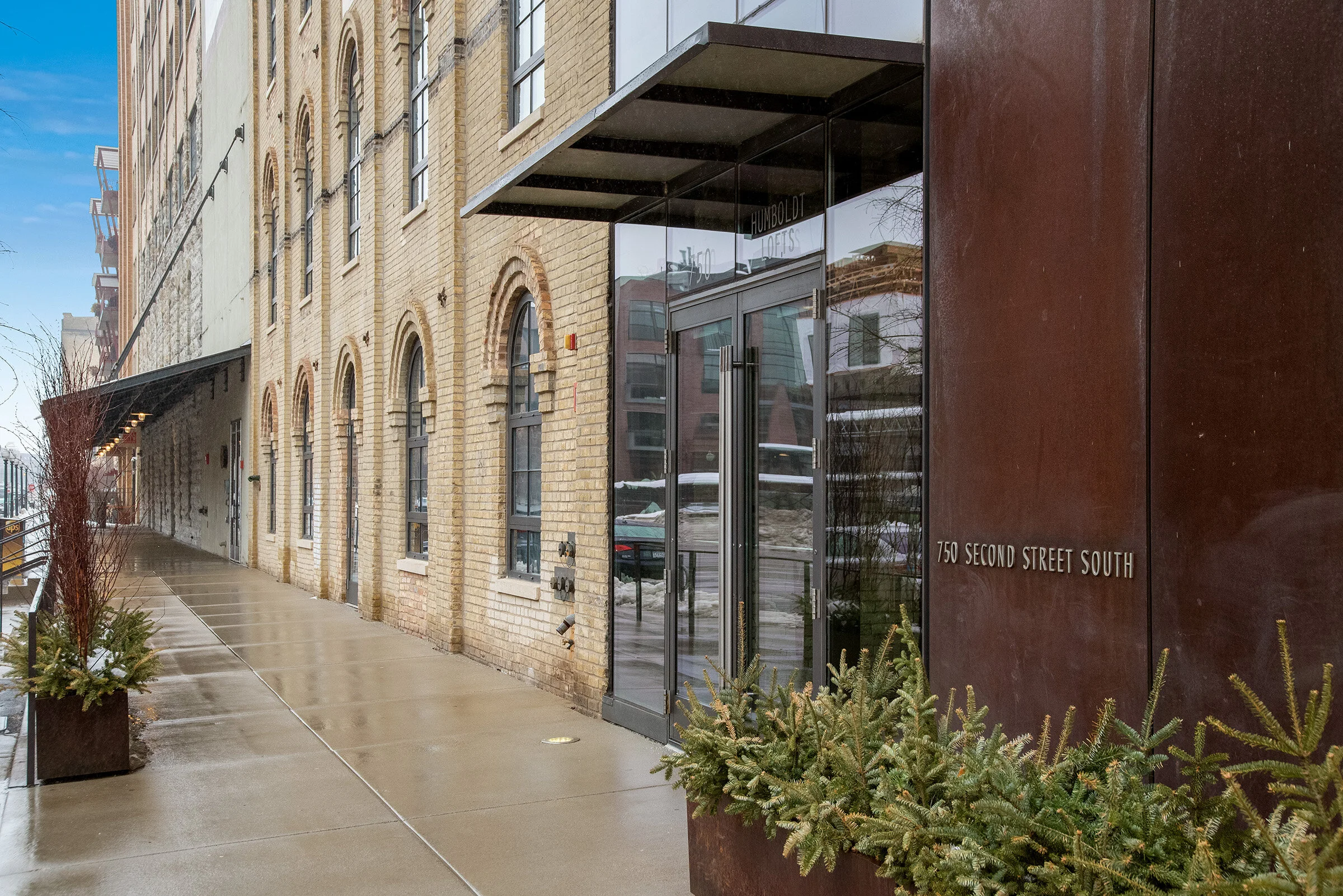 Humboldt Lofts | 2022 By the Numbers | Building Market Recap &mdash; Cynthia