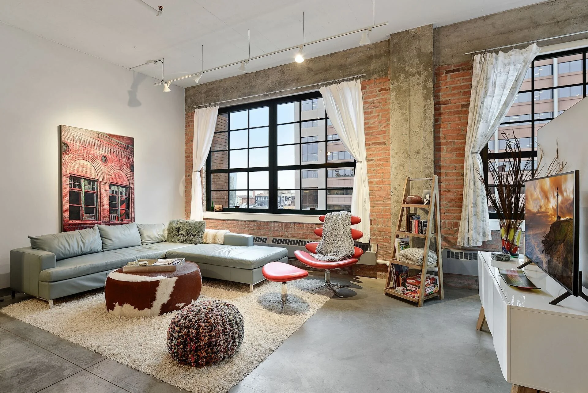 American Trio Lofts #606 | Mill District | $330,000 | Sold