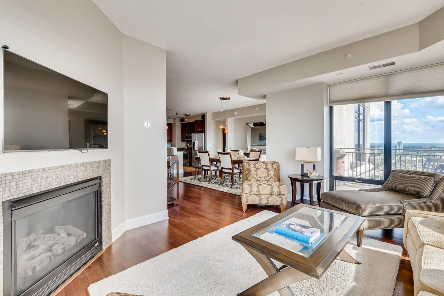 Grant Park Condos 2101 Elliot Park 551,000 Sold — Cynthia Froid