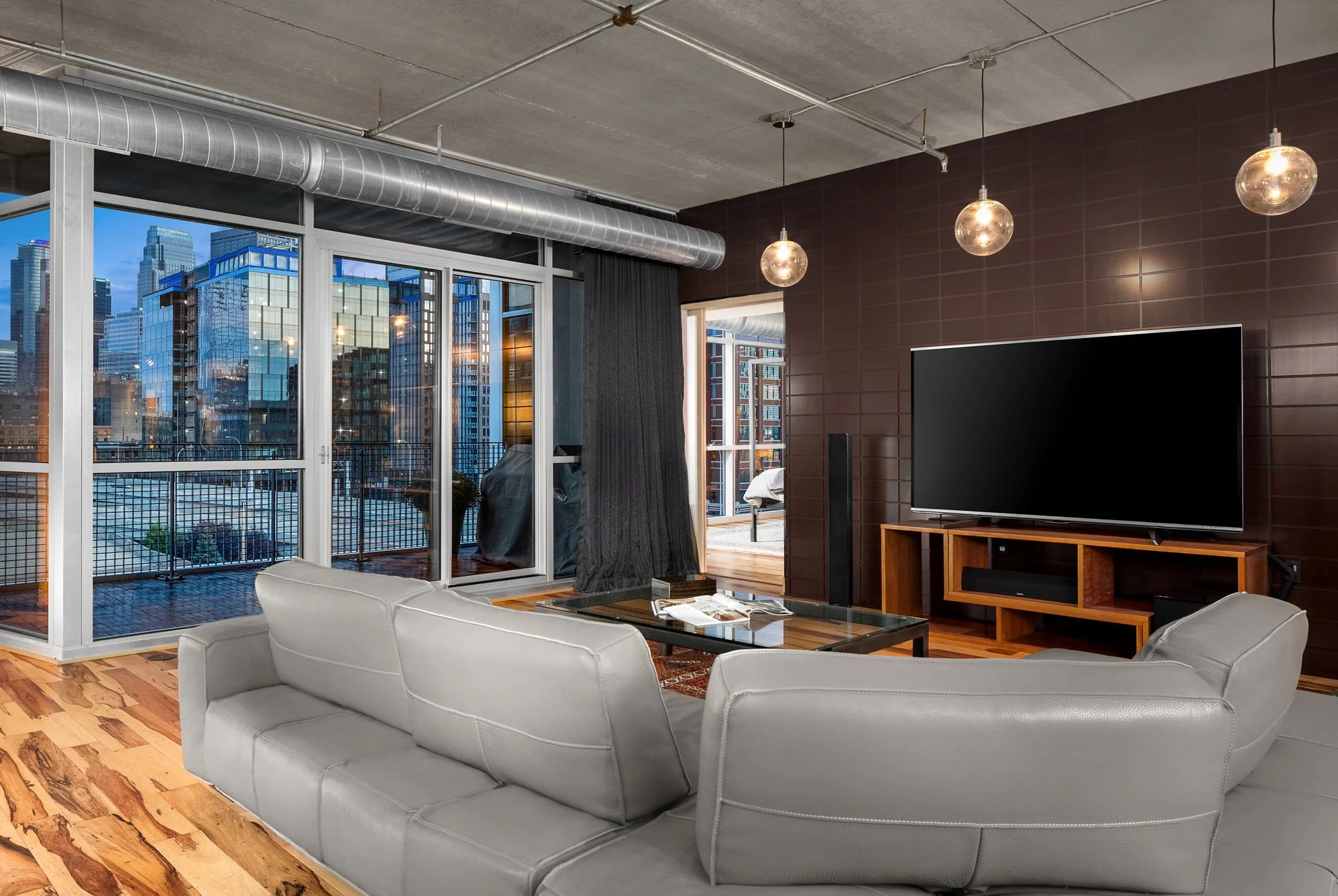 Bookmen Stacks #702 | North Loop | $850,000 | Sold