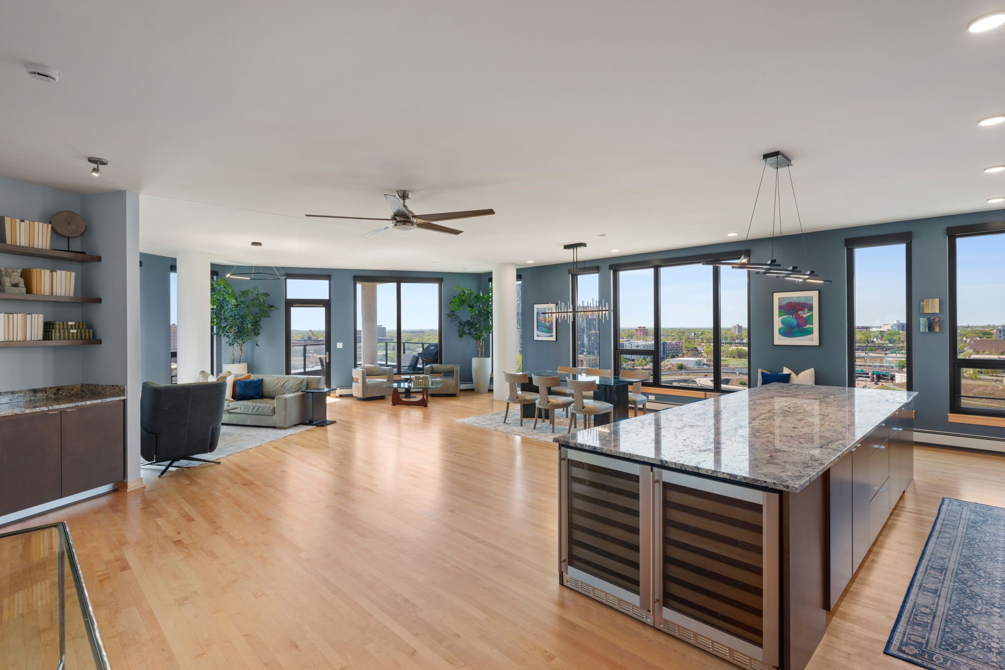 5-web-or-mls-Legacy 1201-0005.jpg
