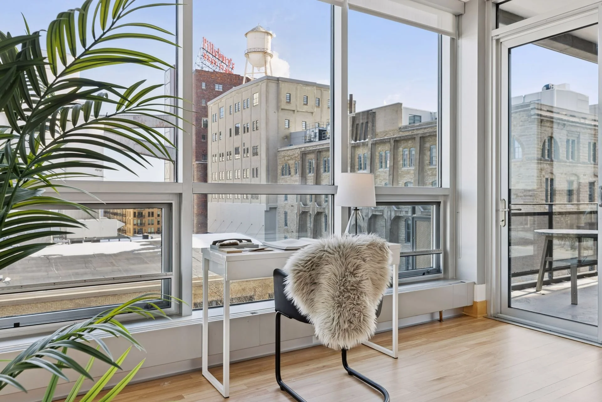 222 2nd St SE 704 - Spacecrafting - 0005.jpg