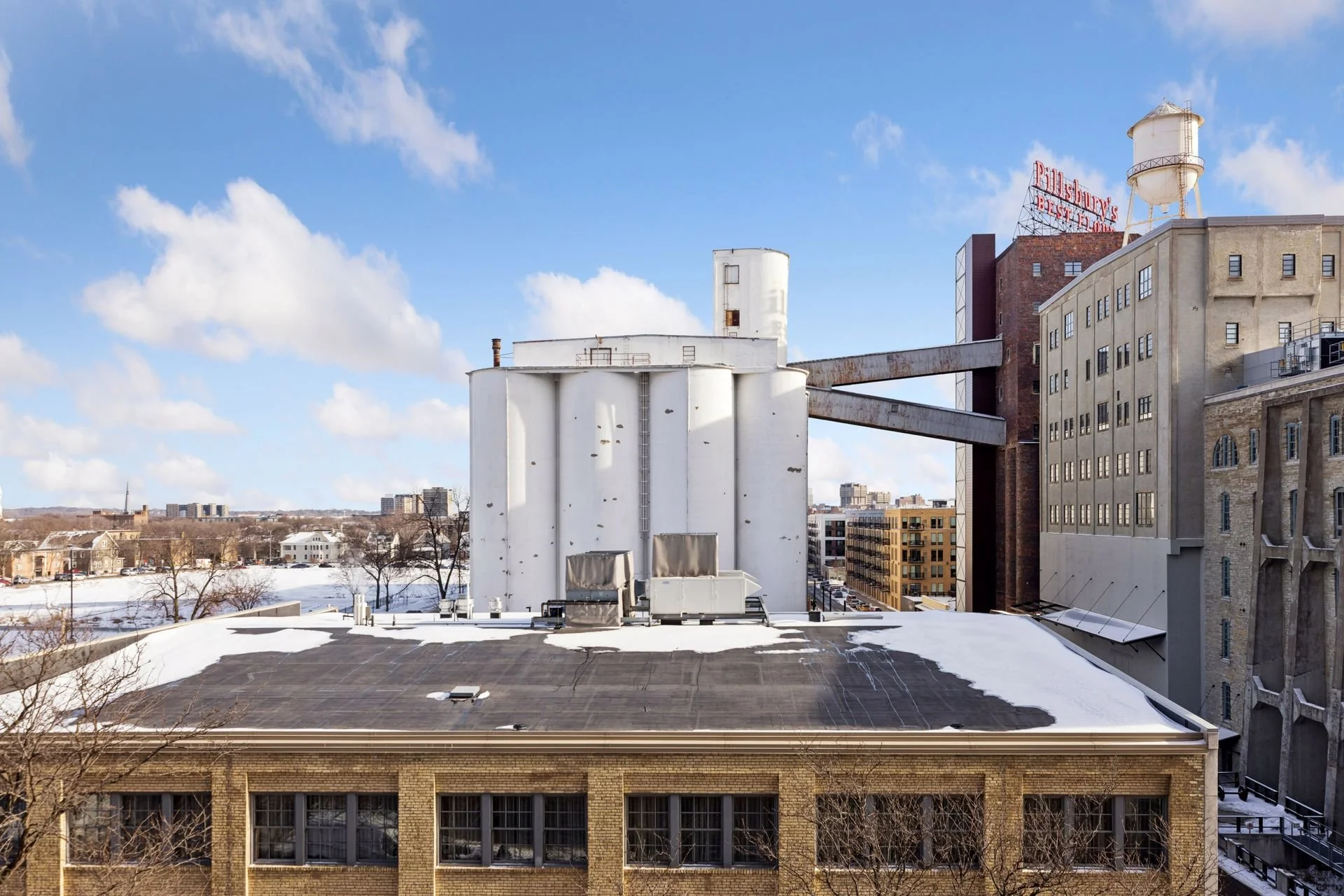 222 2nd St SE 704 - Spacecrafting - 0016.jpg