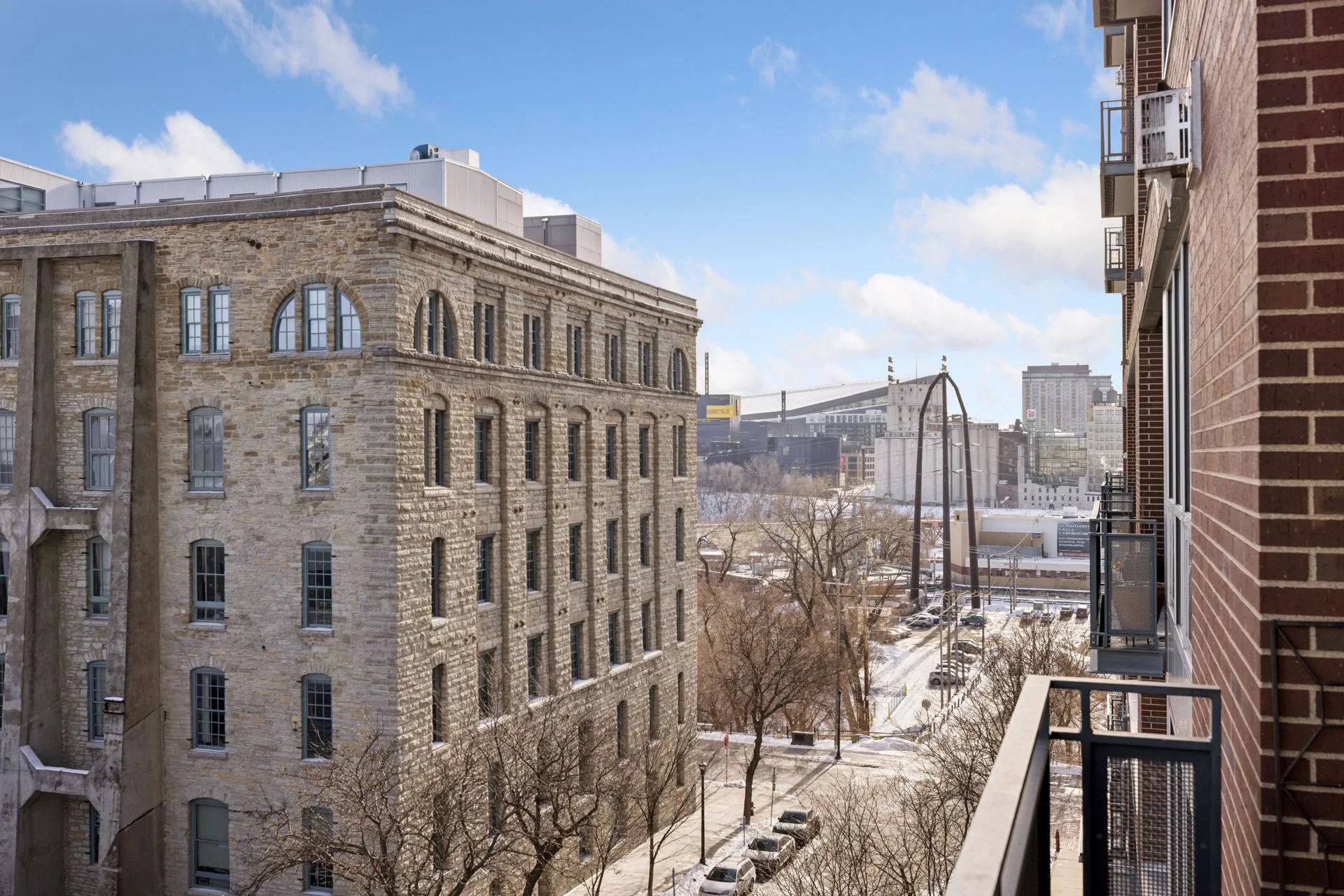 222 2nd St SE 704 - Spacecrafting - 0017.jpg