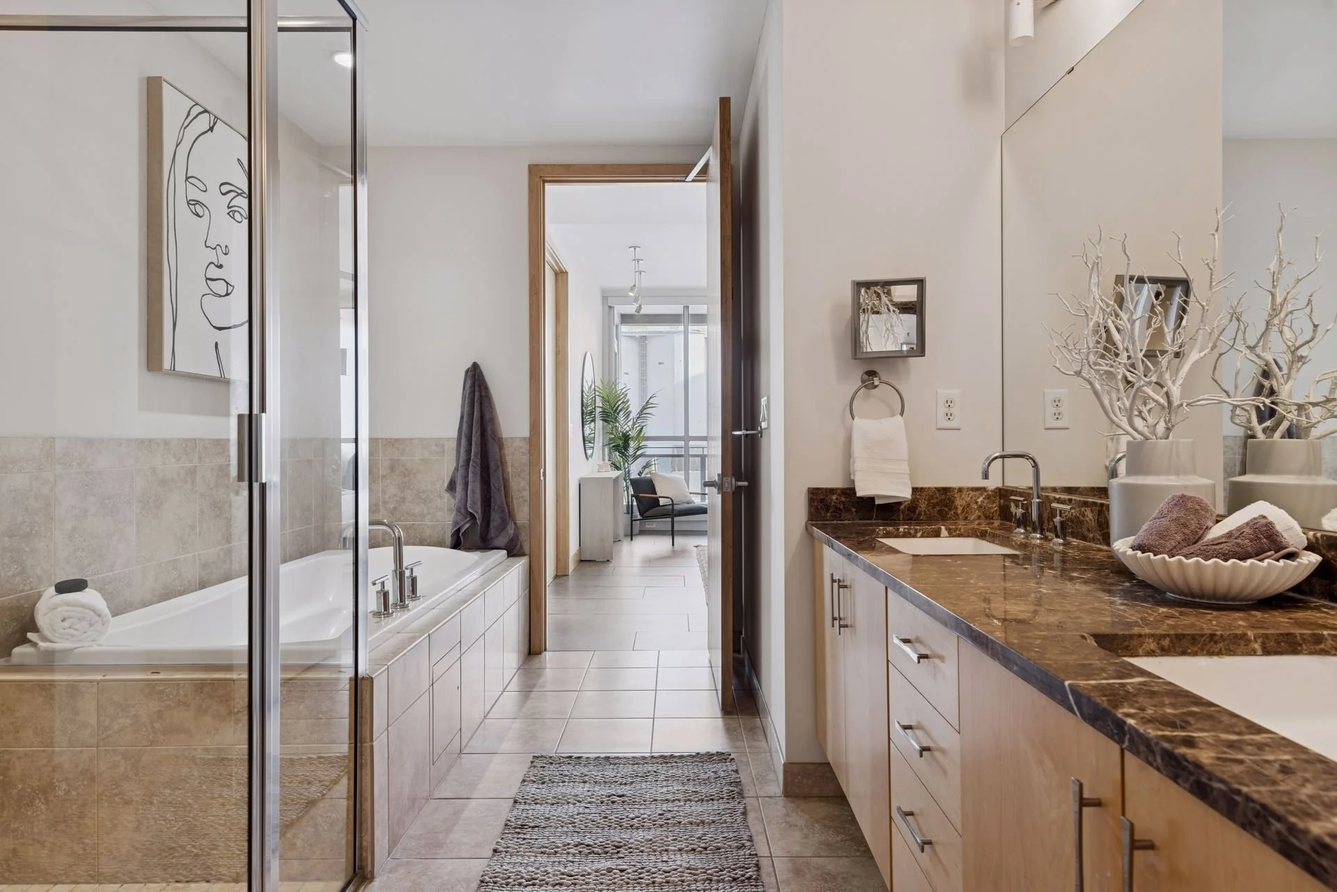 222 2nd St SE 704 - Spacecrafting - 0023.jpg