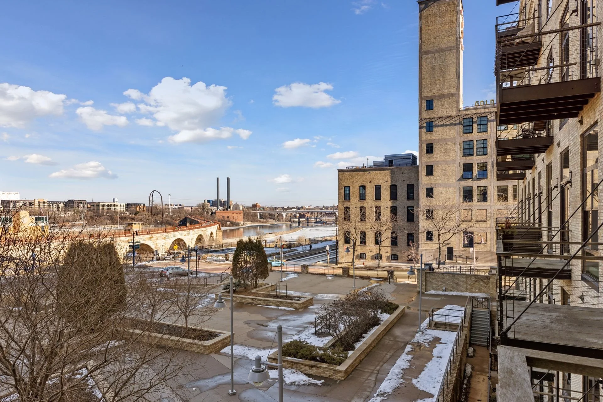 150 Portland Ave 304 - Spacecrafting - 0014.jpg