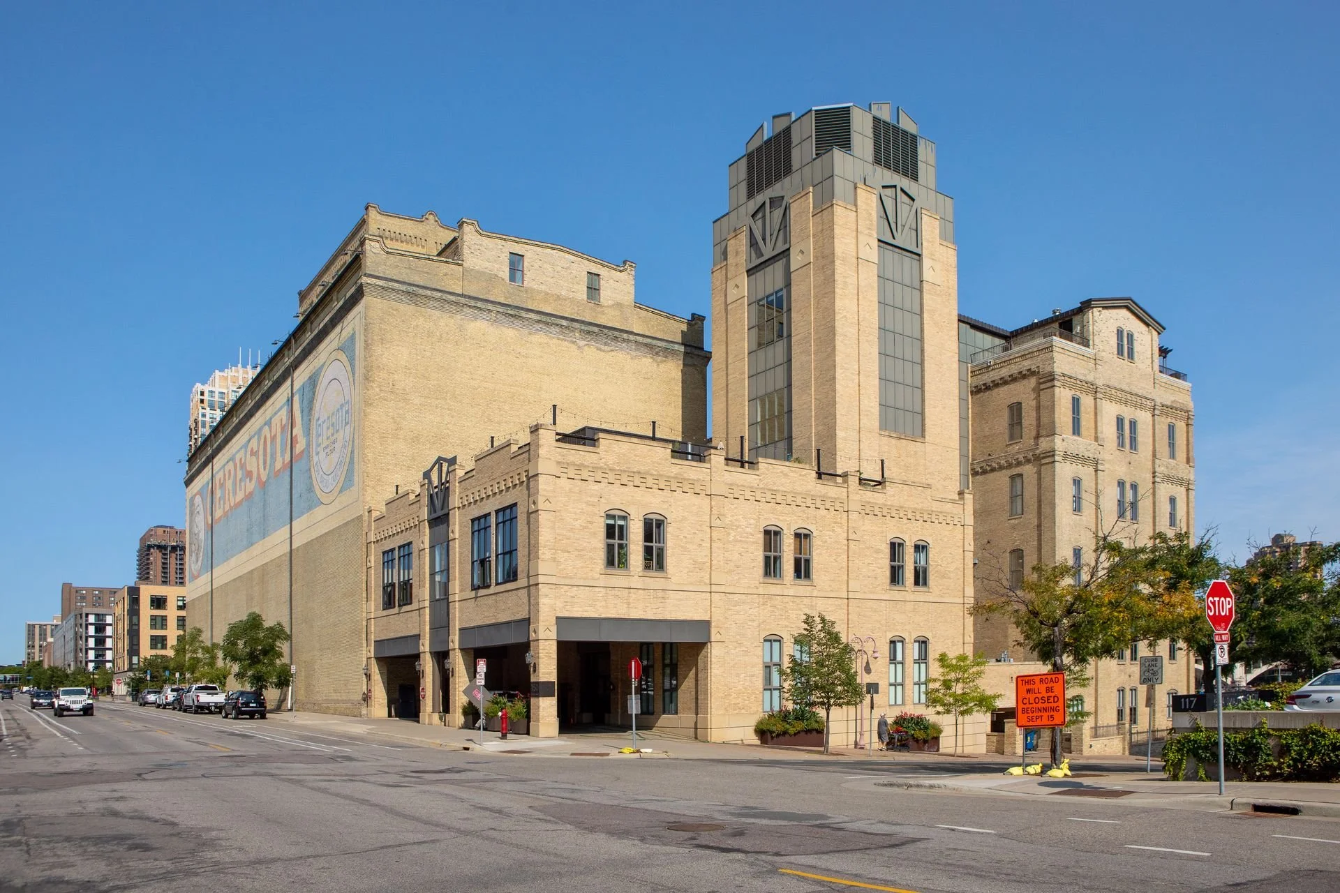 150 Portland Ave 304 - Spacecrafting - 0051.jpg