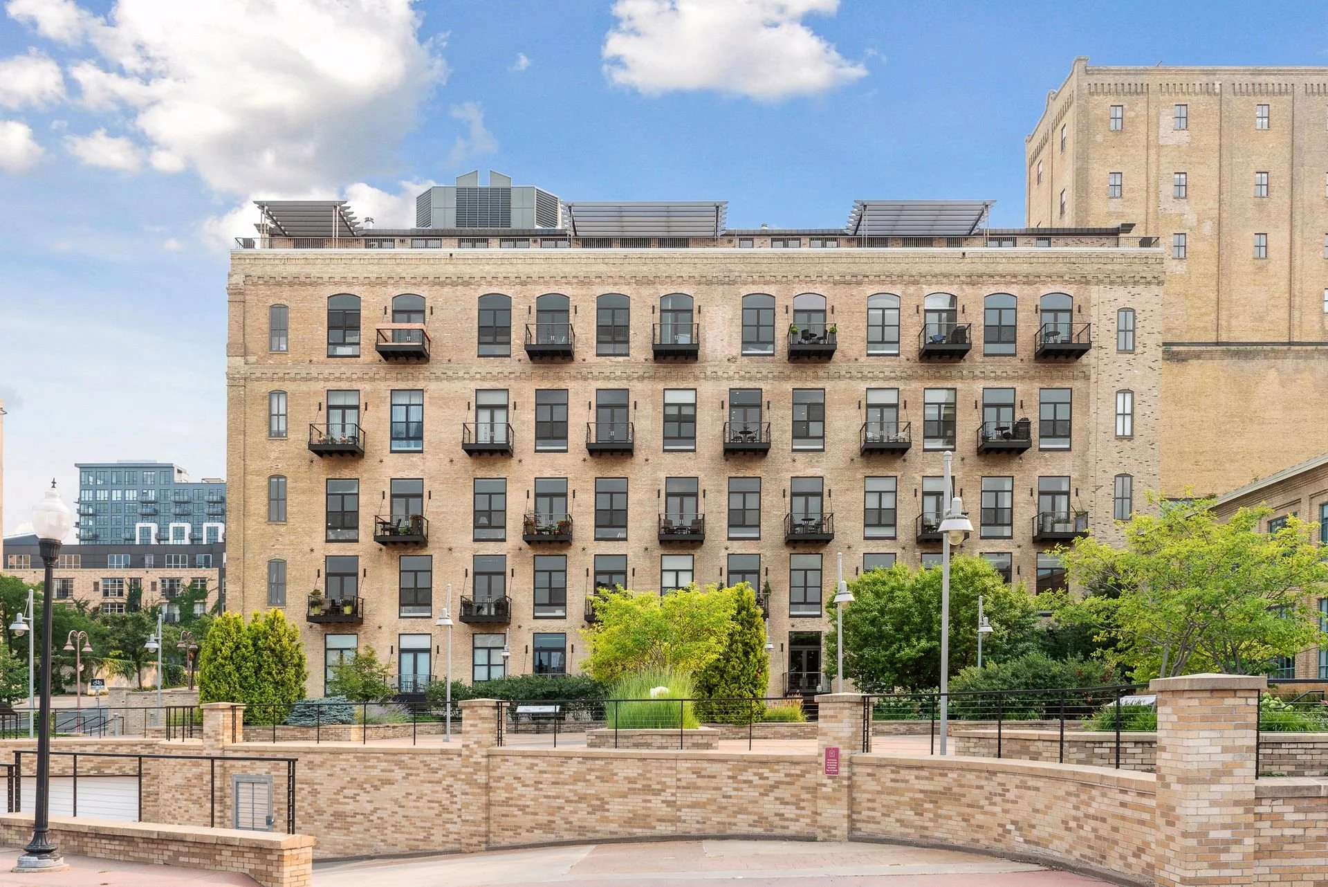 150 Portland Ave 304 - Spacecrafting - 0055.jpg