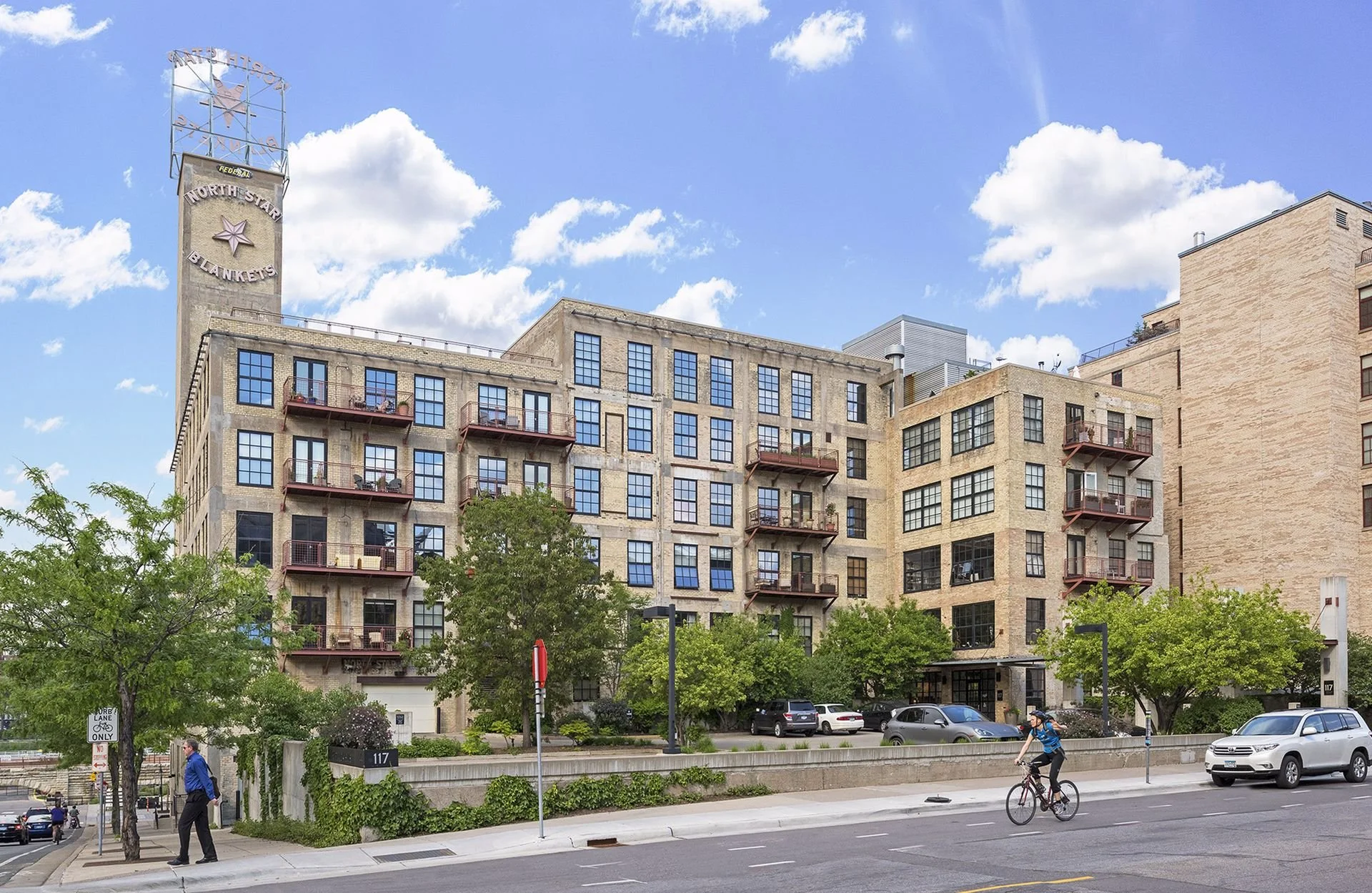 117 Portland Ave 402 - Spacecrafting - 0033.jpg