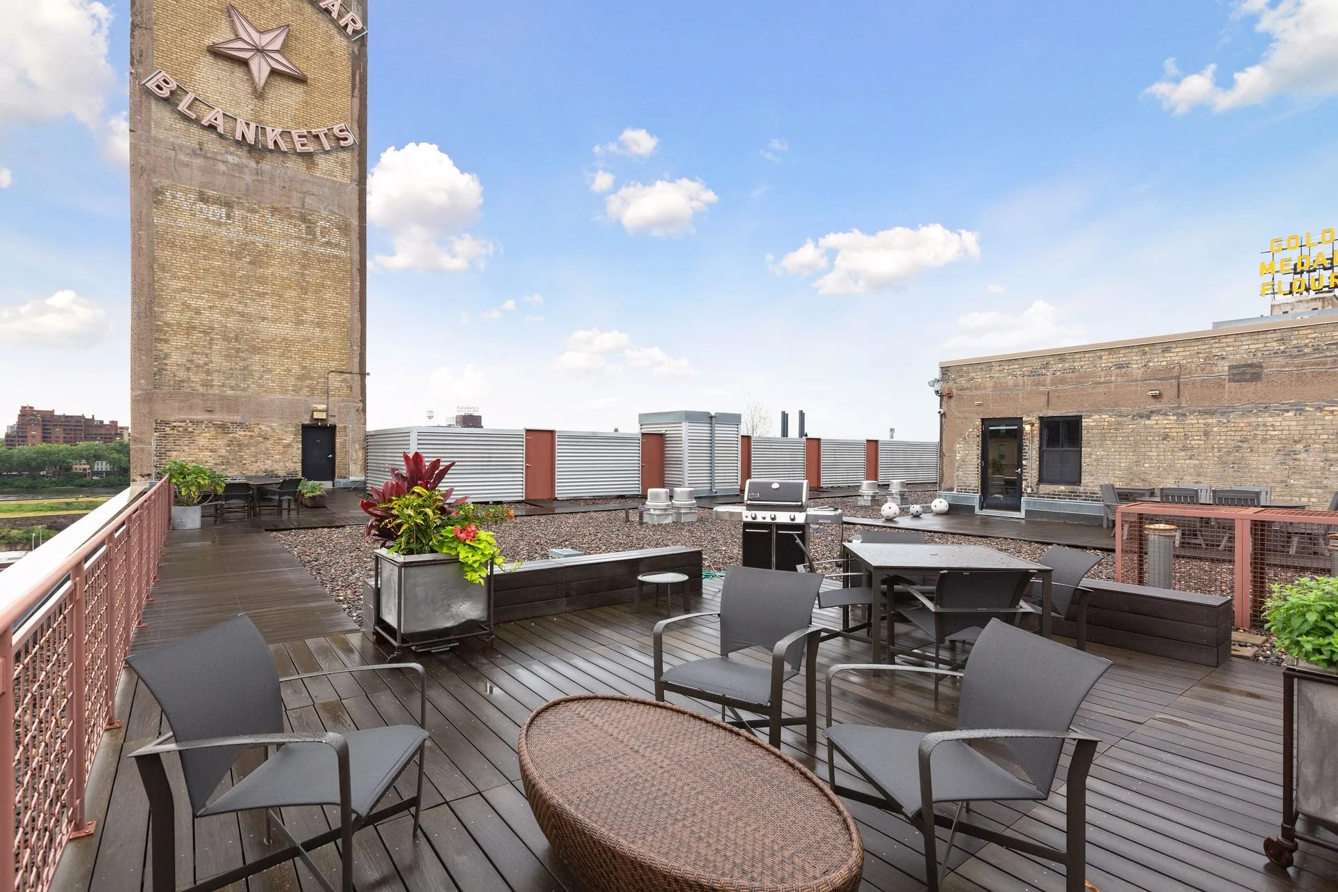 117 Portland Ave 402 - Spacecrafting - 0050.jpg