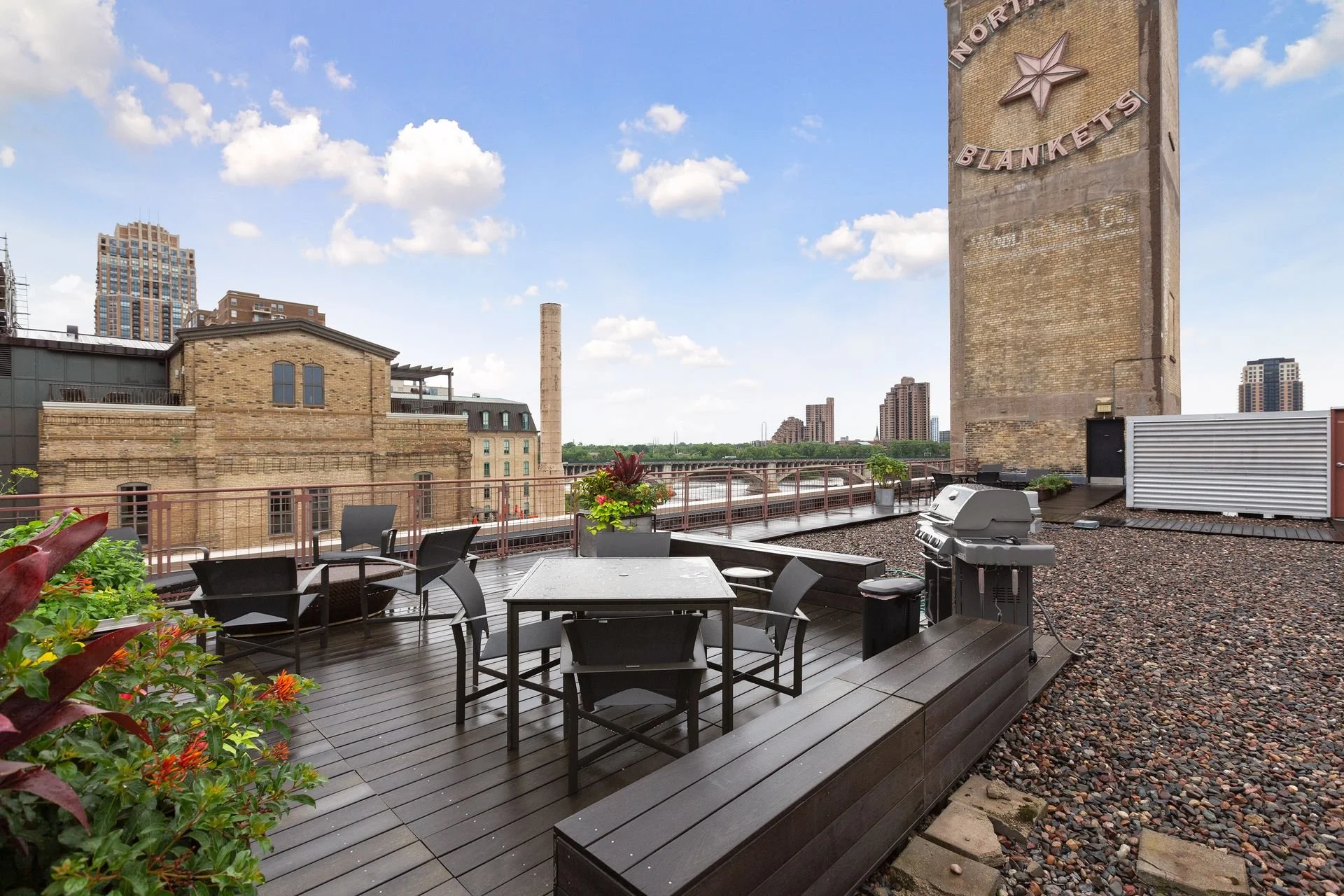 117 Portland Ave 402 - Spacecrafting - 0051.jpg