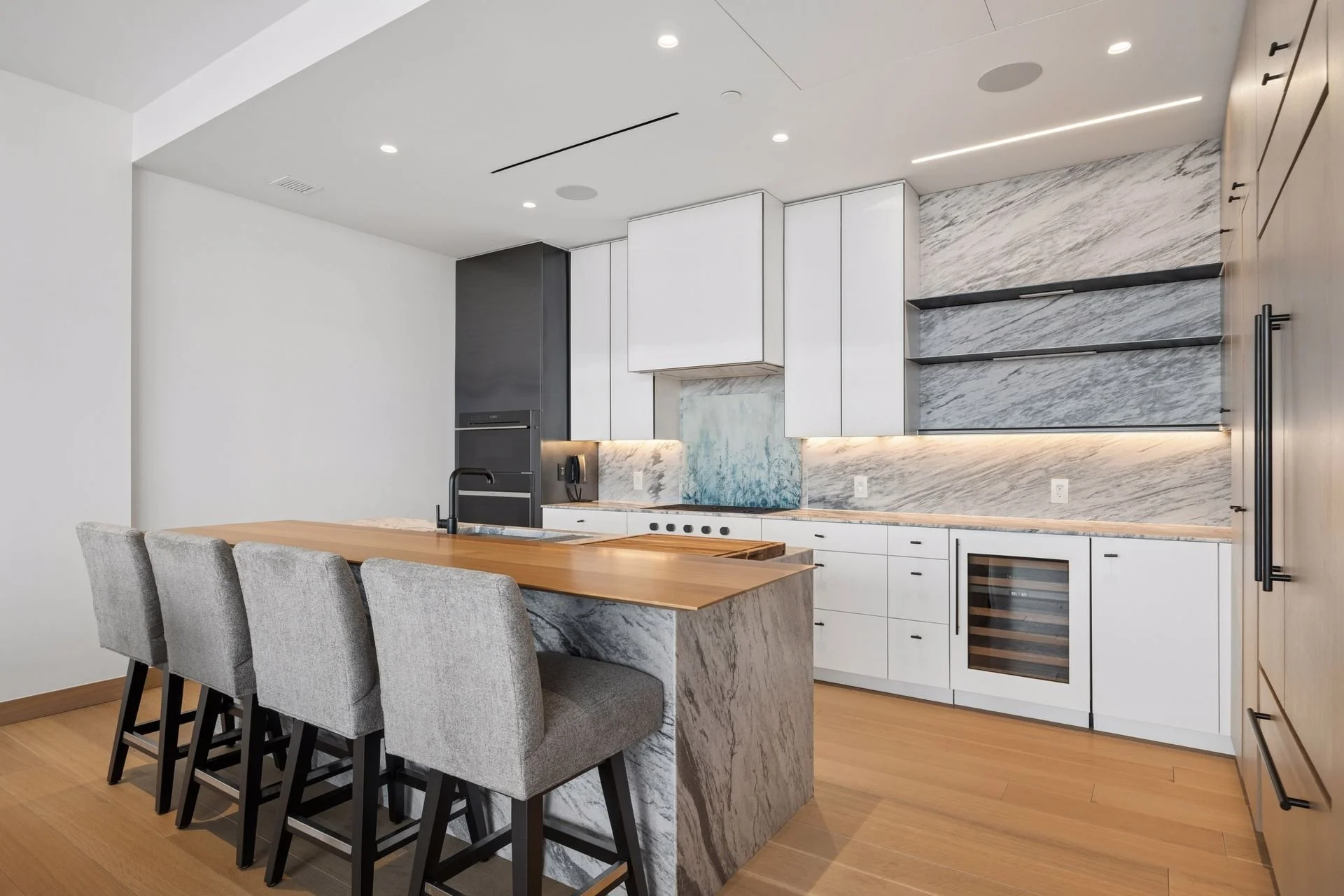 255 Hennepin Ave 3201 - Spacecrafting - 0020.jpg