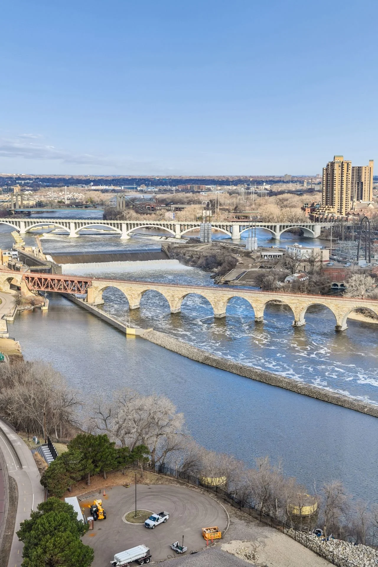 1111 W River Pkwy 21B - Spacecrafting - 0013.jpg