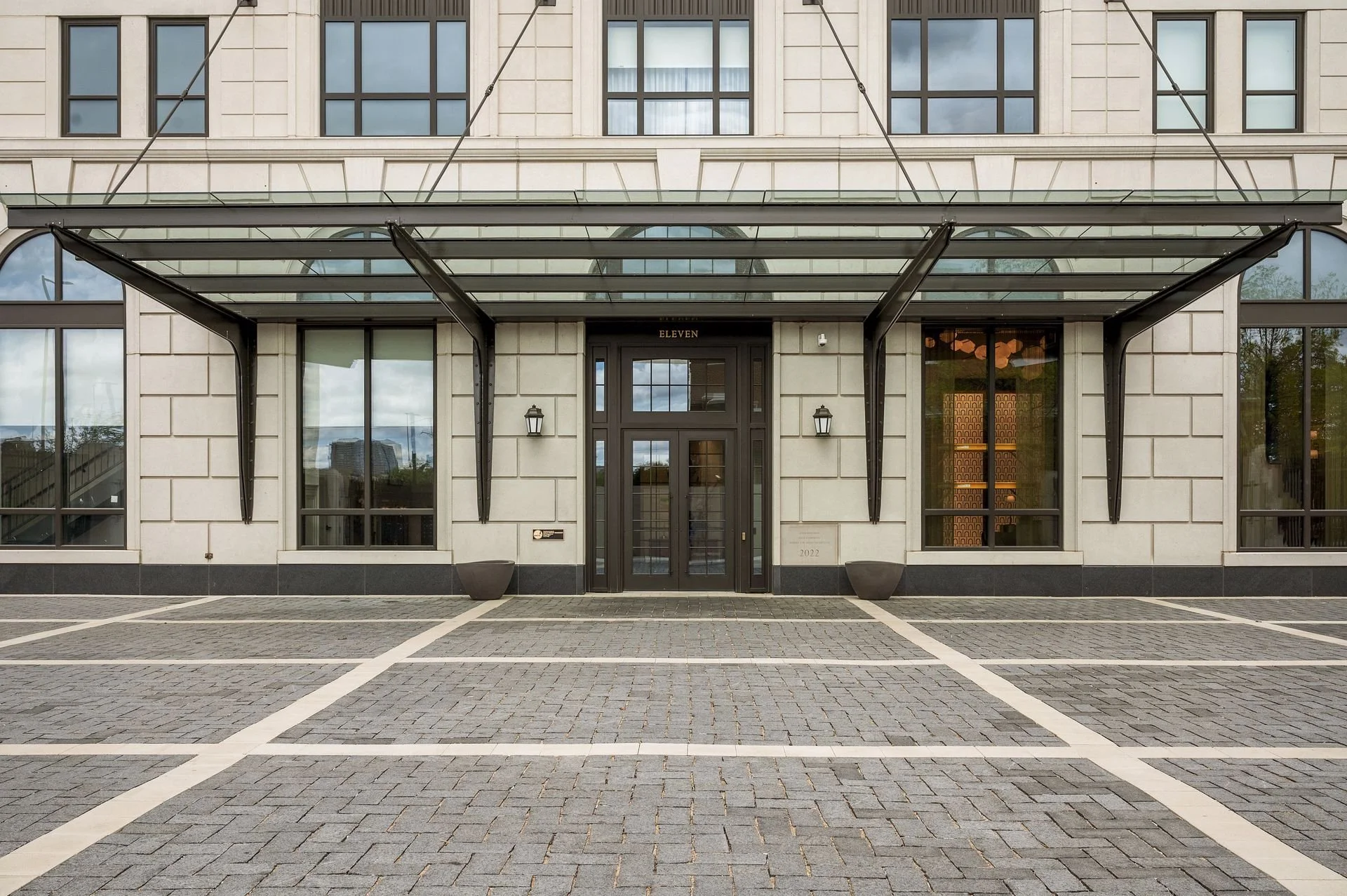 1111 W River Pkwy 21B - Spacecrafting - 0053.jpg