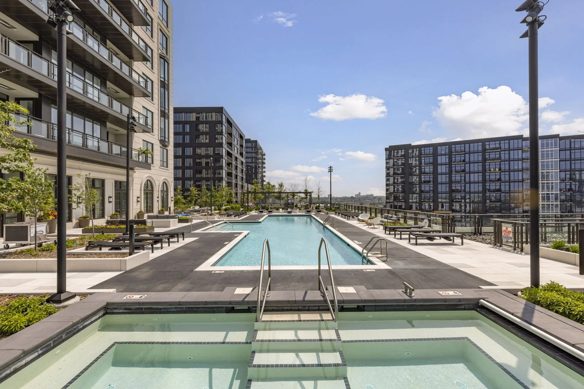 1111 W River Pkwy 21B - Spacecrafting - 0086.jpg