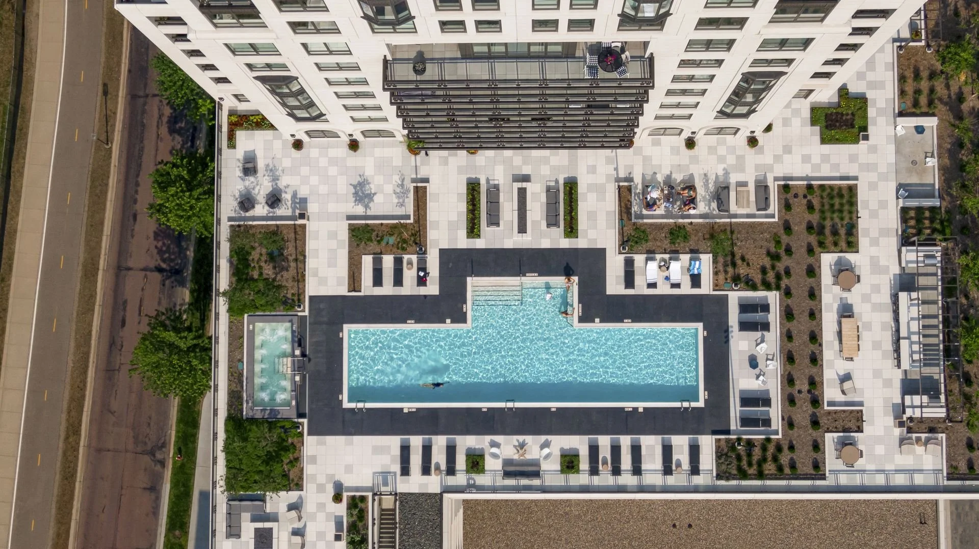 1111 W River Pkwy 21B - Spacecrafting - 0090.jpg