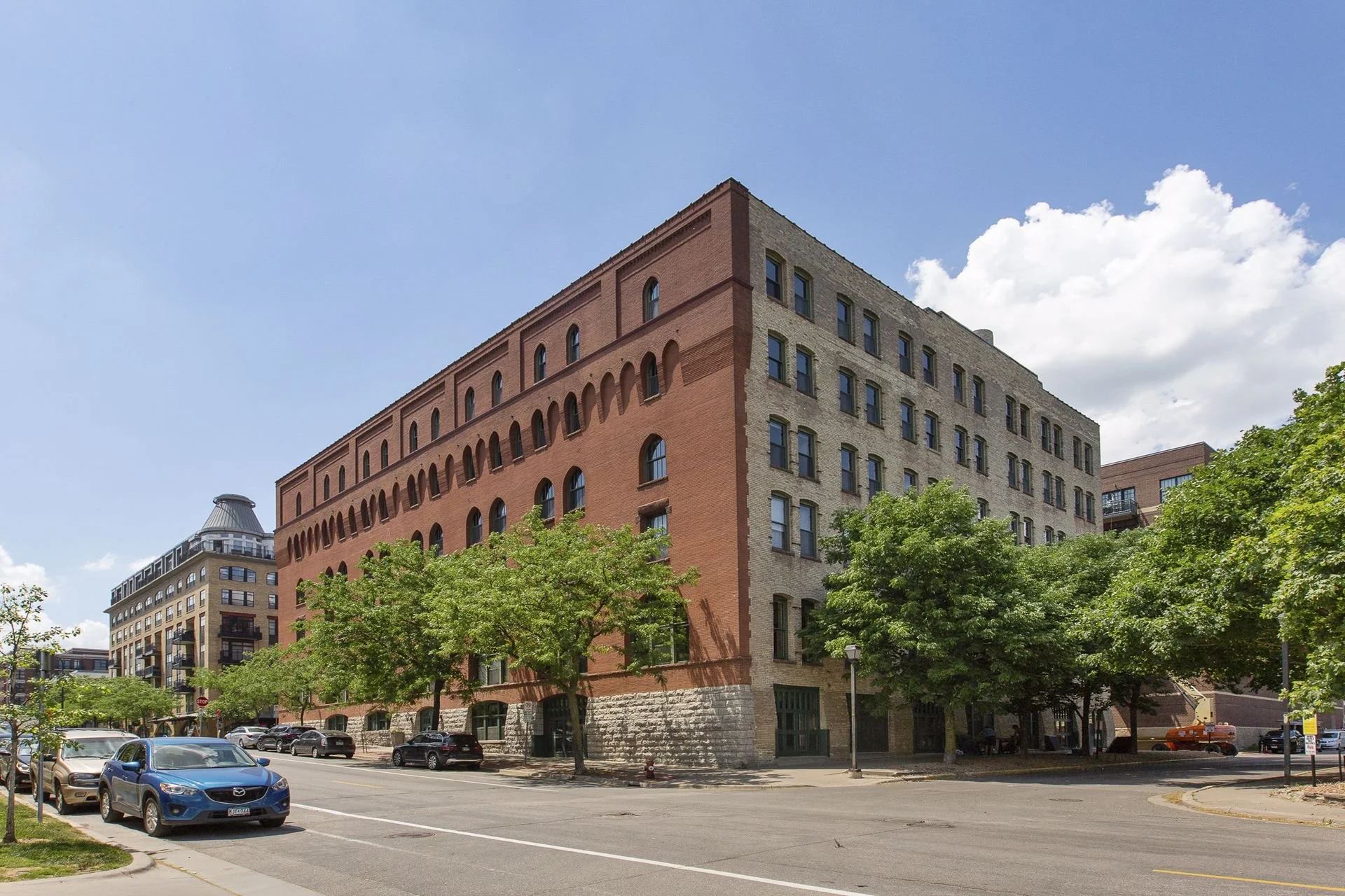 400 N 1st St 406 - Spacecrafting - 0030.jpg