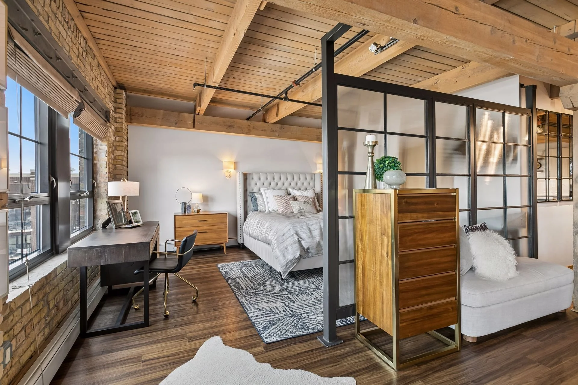 404 Washington Ave N - Spacecrafting - 0027.jpg