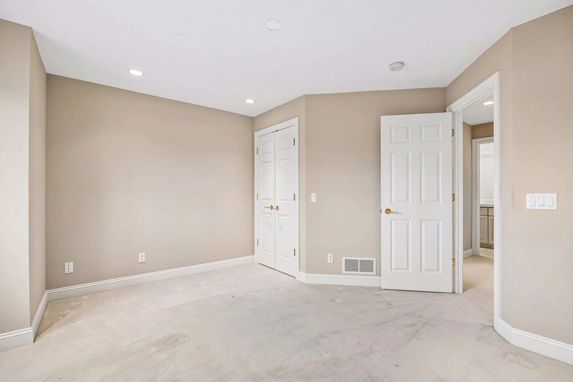 425 River St - Spacecrafting - 0040.jpg